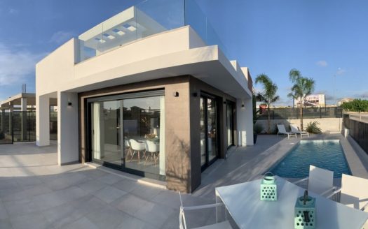 Villa in Daya Nueva (N6799)