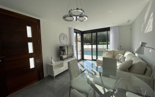 Villa in Torrevieja (N6312)