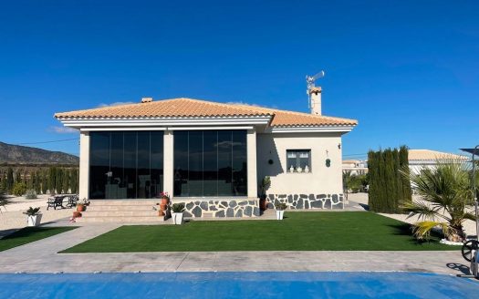 Villa in Pinoso (N7754)