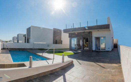 Villa in Orihuela Costa (N3620IP)