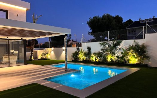 Town House in Orihuela Costa (N7984)