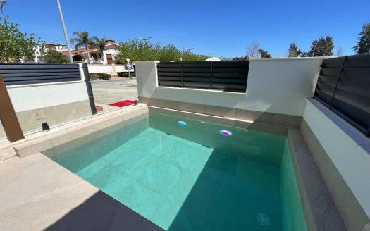 Town House in Dolores (N6361)