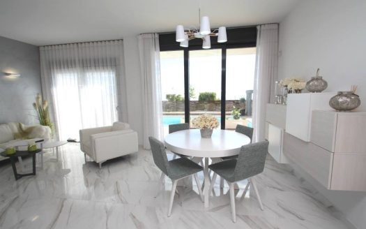 Villa in San Miguel de Salinas (N6405)