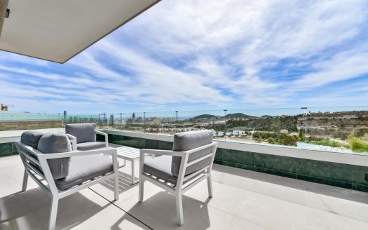Penthouse in Finestrat (N6590)