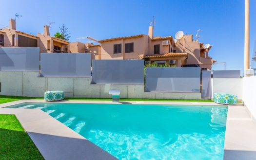 Villa in Torrevieja (N6041)