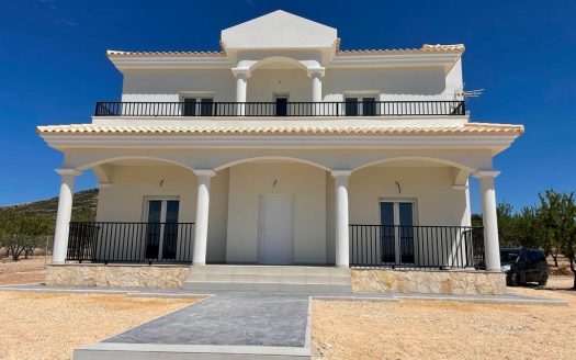 Villa in Pinoso (N7756)