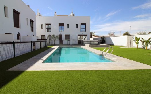 Town House in Pilar de La Horadada (N6381)
