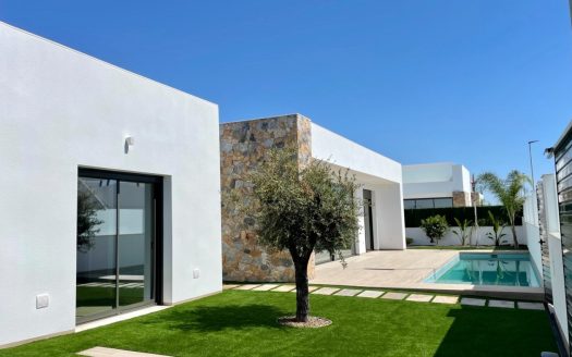 Villa in Santiago de la Ribera (N6565)