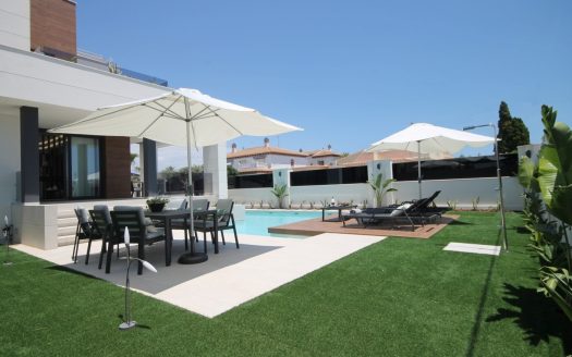 Villa in Torrevieja (N7014)