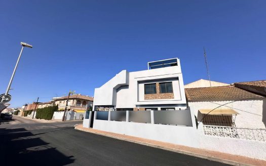 Bungalow en San Pedro del Pinatar (N8183)
