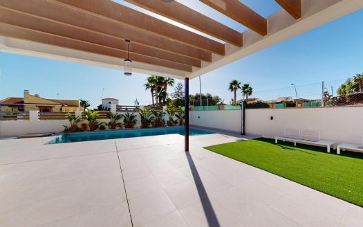 Town House in Orihuela Costa (N7984)