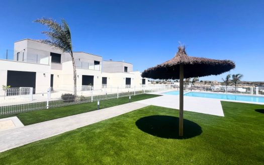 Town House in Baños y Mendigo (N8302)
