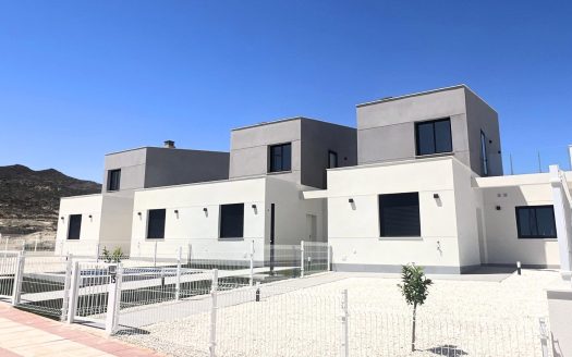 Town House in Baños y Mendigo (N8303)