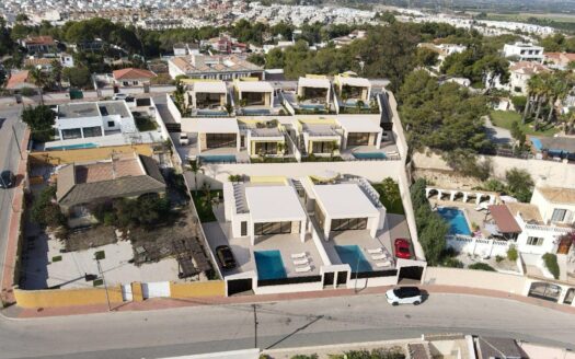 Villa in Torrevieja (N8675)
