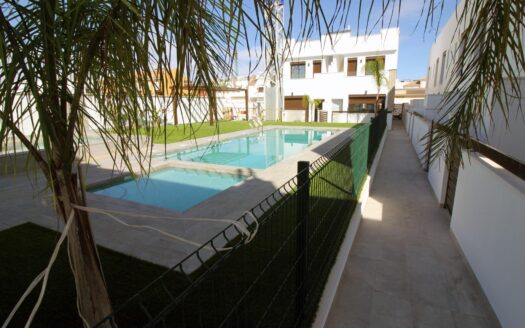 Town House in Pilar de La Horadada (N8980)
