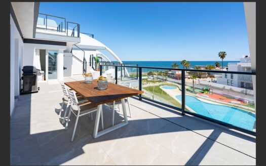 Modern 3-slaapkamer penthouse met terras, solarium en garage in El Verger (vlak bij het strand)